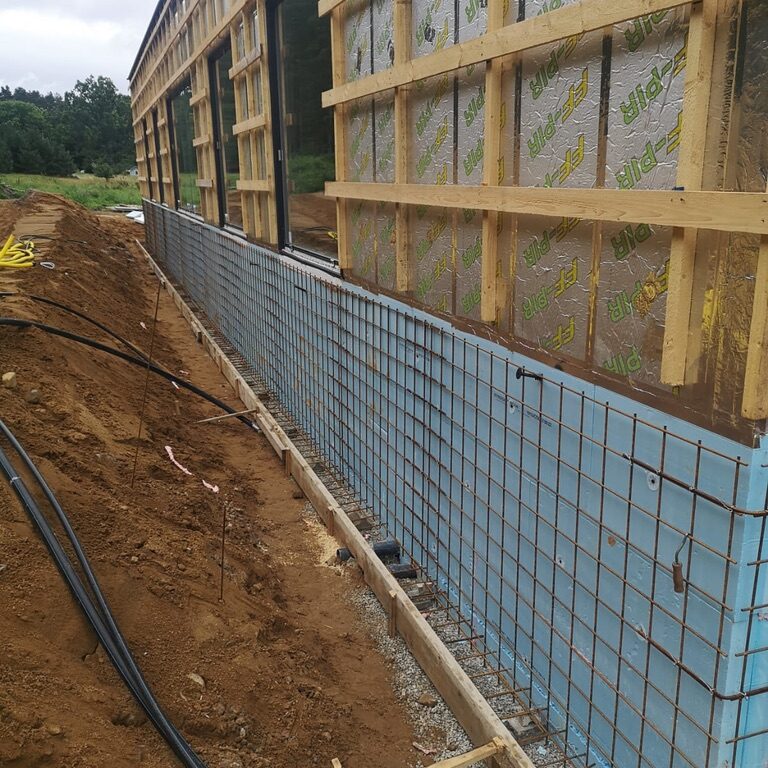 0eddf781 d075 4f7e 9f24 098b722a5038 1 105 c