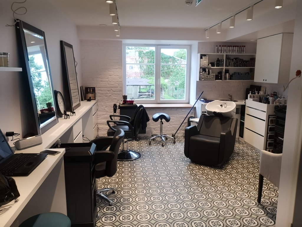 3a424a9d 2d19 404b aff4 c7d89c6387de 1 105 c