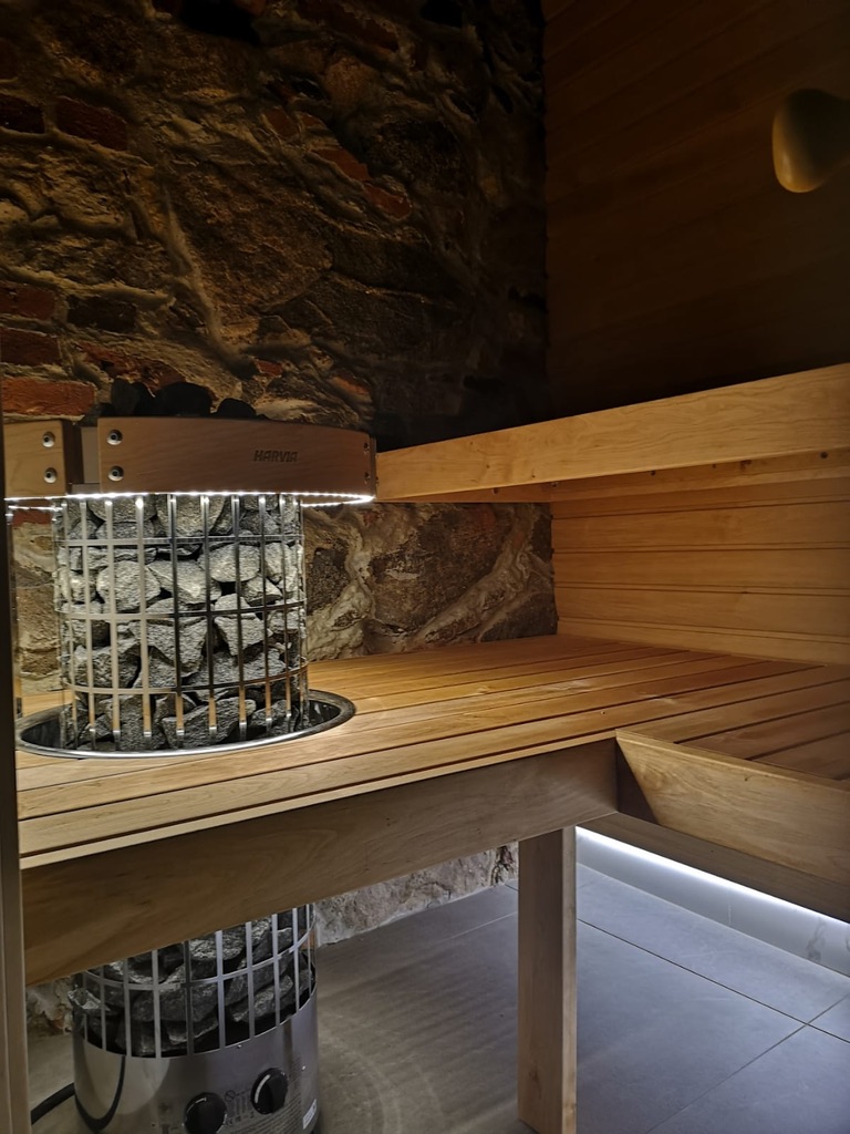 7cdc9e49 9bea 4ddf a548 f51d9a2bc64c 1 105 c