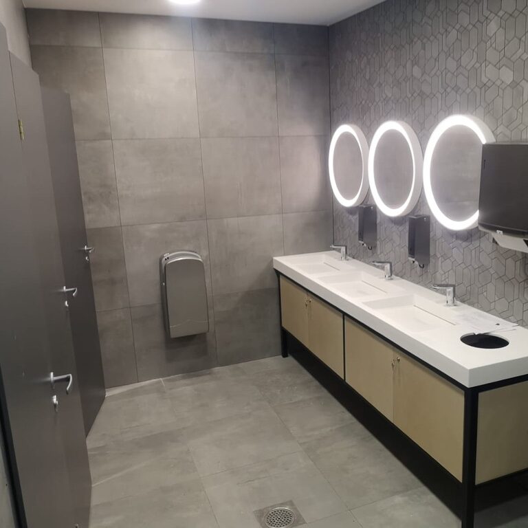 e608dc46 e9c5 43d0 b347 3ee43e96e69f 1 105 c