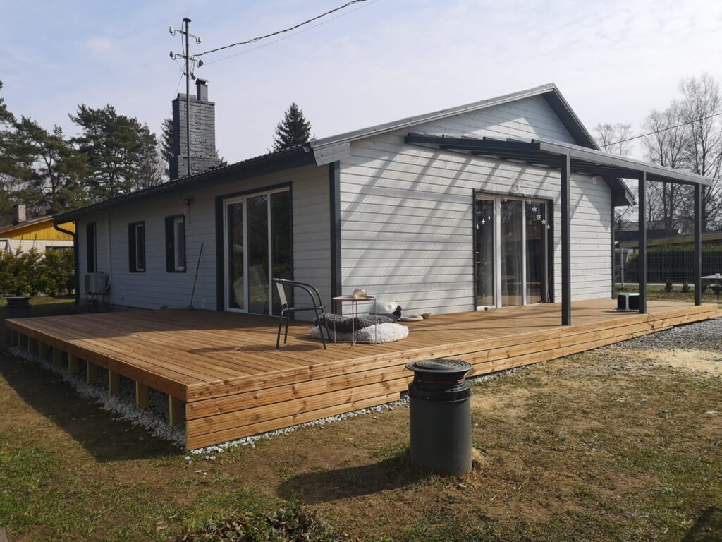 e7345329 ba8f 49c2 b7a8 f1ed7e17f285